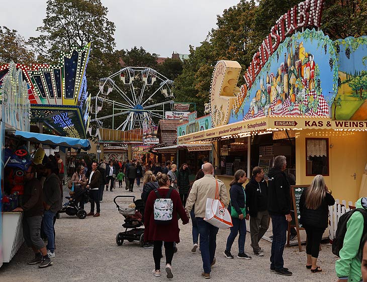 Kirchweihdult 2023 Feisingers Kas & Weinstub'n (©Foto. Martin Schmitz)